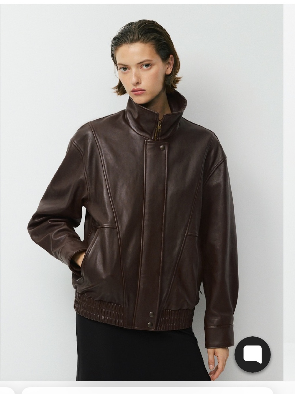 Aritzia
Rae Bomber - Leather
$598. / XS 
Women's Brown Leather Bomber Jacket